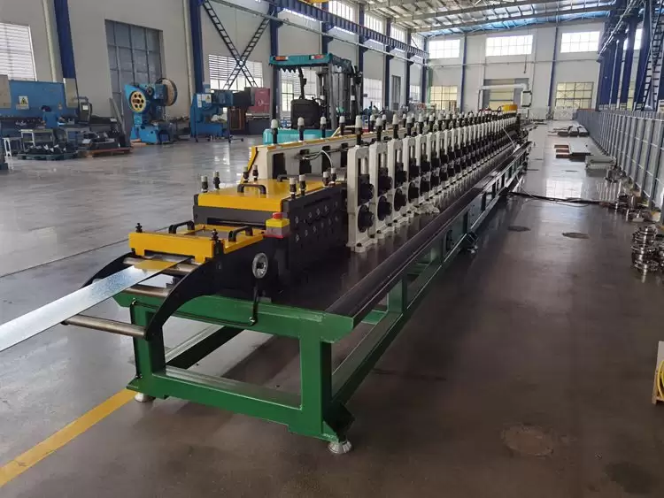 photovoltaic bracket roll forming machine